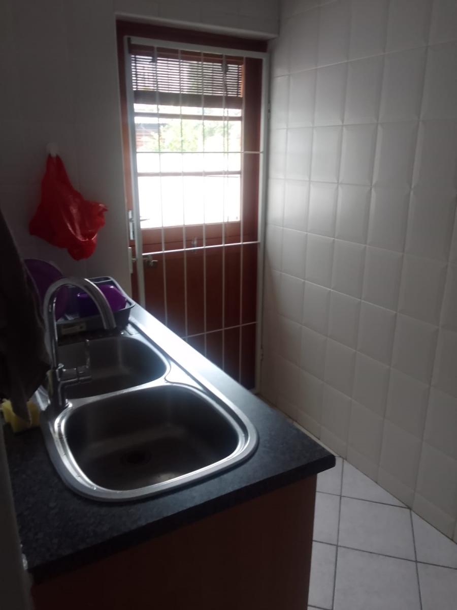 To Let 3 Bedroom Property for Rent in Parklands Western Cape
